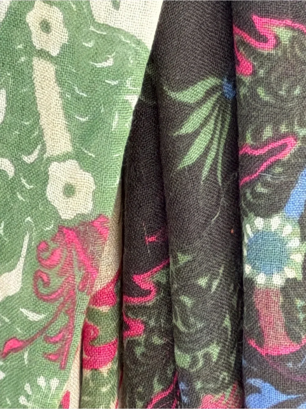 Unbranded Silk Cashmere Floral Scarf 80” x 28” – Colorful Botanical Print